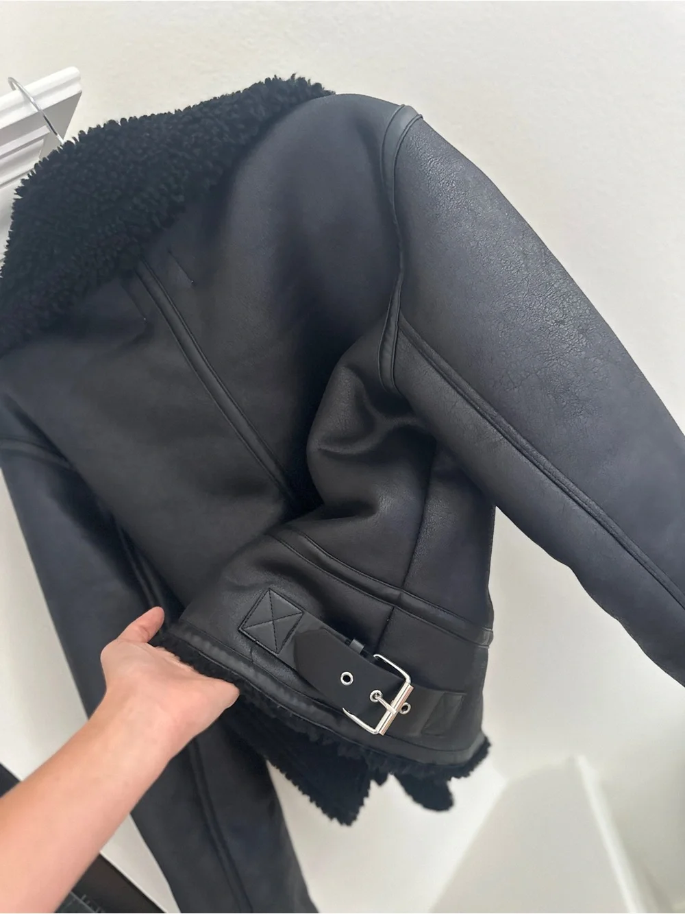 JASON WU 🖤 Cozy Black Vegan Leather & Shearling Moto Jacket Sz Large very Warm